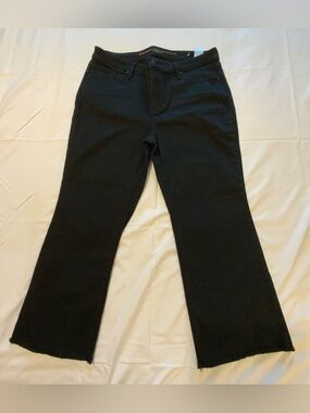 Chico’s So Slimming Girlfriend Kick Flare Jeans Black Size 2.5 Stretch Raw Hem